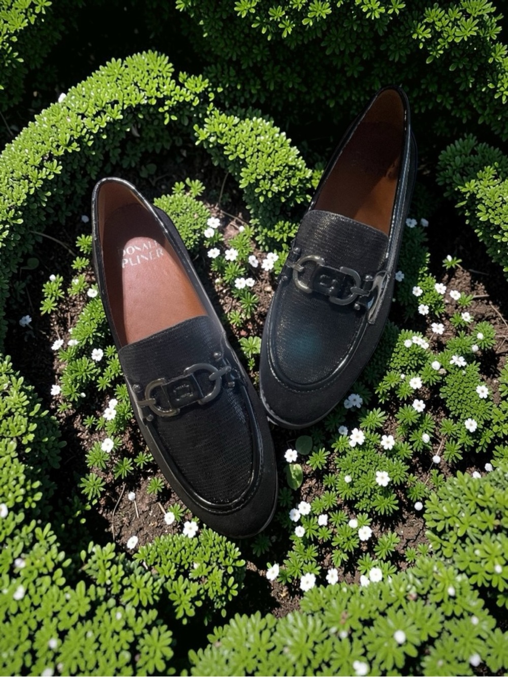 NEW Donald Pliner Classic Black Loafers, Patent Leather & Textured Suede  size 8